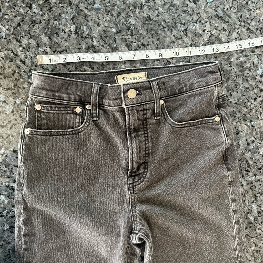 MADEWELL Perfect Vintage Jeans Black Lunar Wash High Rise Raw Hem - Picture 7 of 11